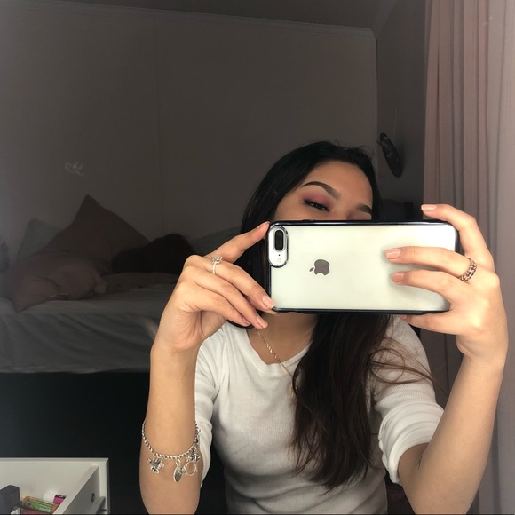 angelaa_19